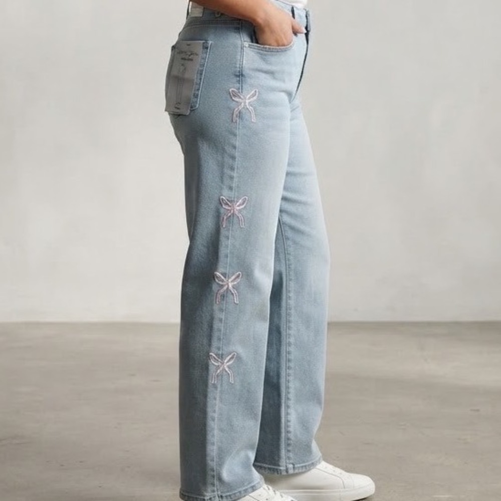 NWT Madden Girl Ultra 90s Wide Leg Bow Embroidered Jeans Light Wash Size 13